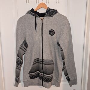 ⭐3 For $20⭐ Tony Hawk Gray Patterned Men's Sweater